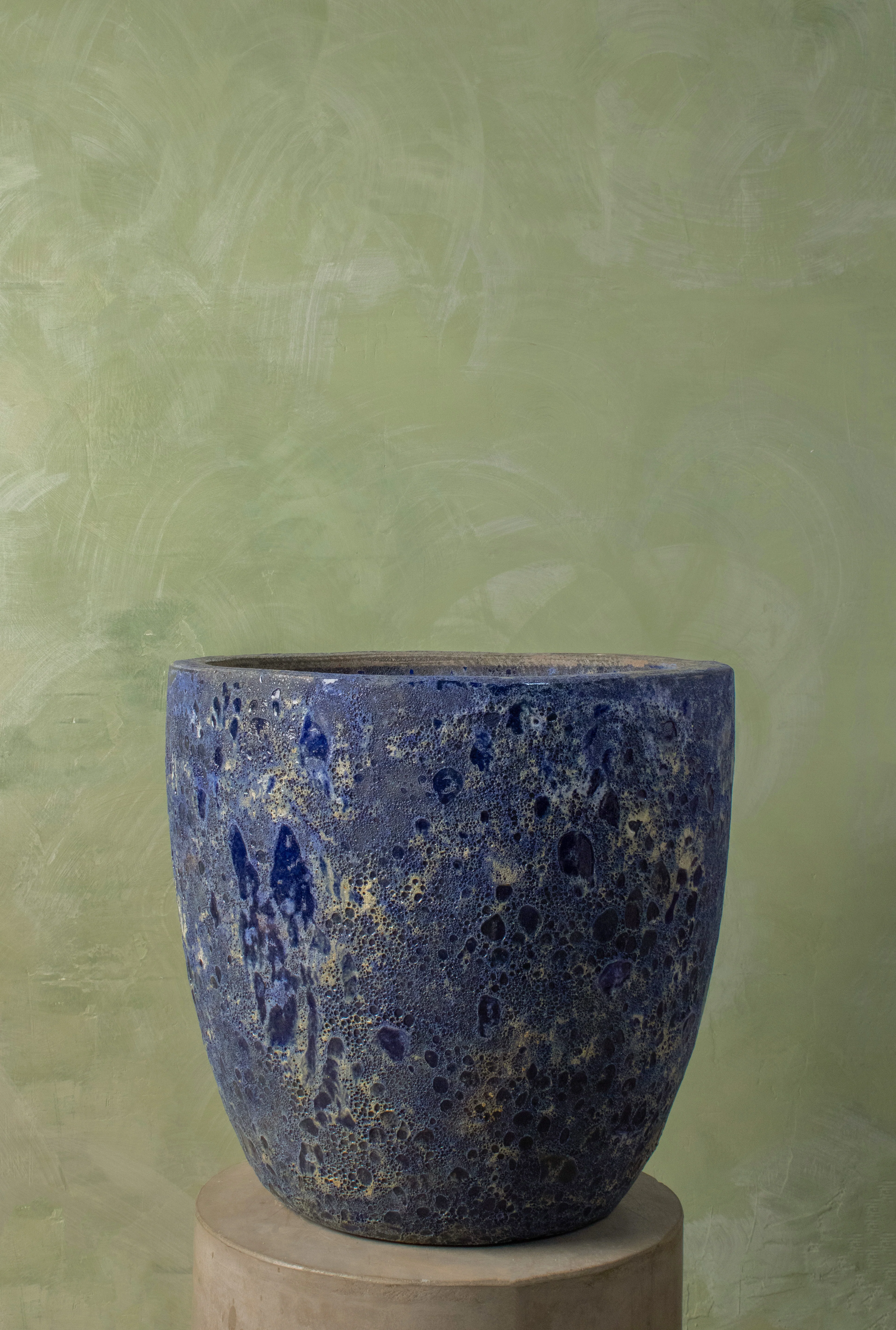 Andes Ember Egg Planter - Image 2